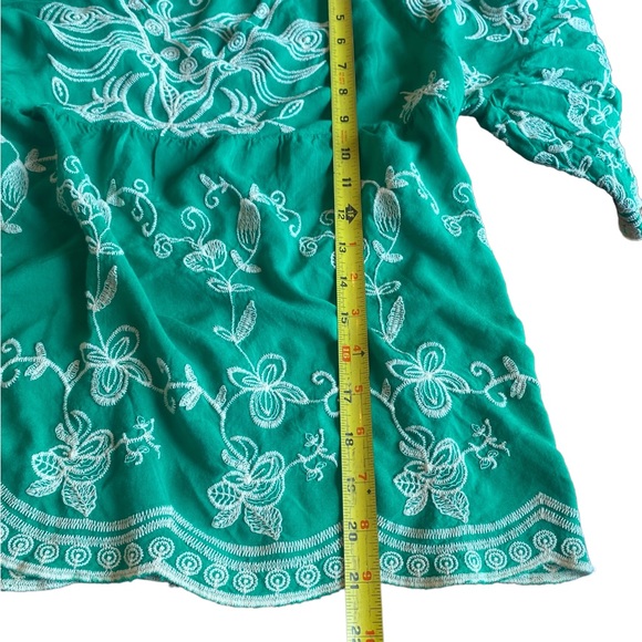 Solitaire Boho Emerald Green Embroidered Floral Top - Picture 12 of 12